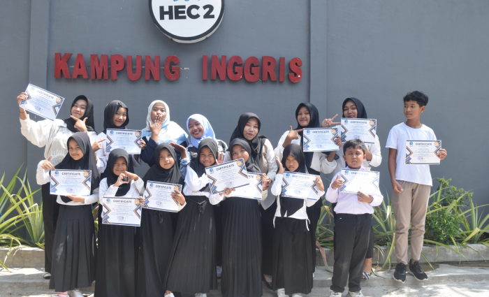 Frame 1171276400
